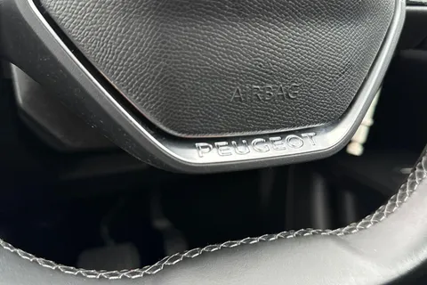 35 of 54 for PEUGEOT 3008 1.5 BlueHDi Allure 5dr EAT8