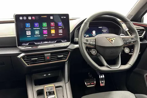 DC25YYJ CUPRA Leon 1.5 eTSI 150 V2 5dr DSG Thumbnail #2