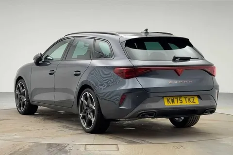 KW75TKZ CUPRA Leon 1.5 eTSI 150 V2 5dr DSG ** DELIVERY MILEAGE** Thumbnail #3
