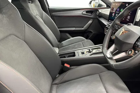 DC25YYJ CUPRA Leon 1.5 eTSI 150 V2 5dr DSG Thumbnail #10