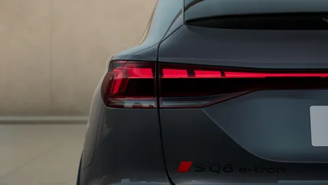  Audi Sq6 E-Tron 100kWh S Black Edition Sportback Auto quattro 5dr Thumbnail #7