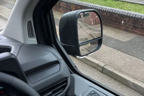 BV75OBX Volkswagen Transporter 2.0 TDI 150PS Commerce Plus Van Thumbnail #21