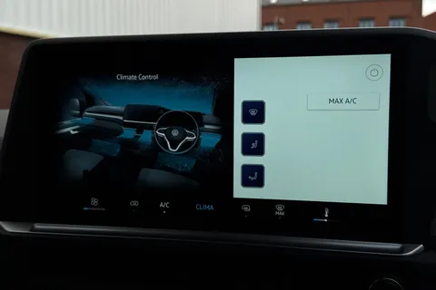 BV75OBX Volkswagen Transporter 2.0 TDI 150PS Commerce Plus Van Thumbnail #22