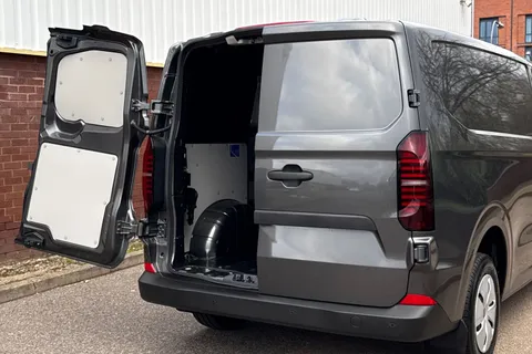 BV75OBX Volkswagen Transporter 2.0 TDI 150PS Commerce Plus Van Thumbnail #42