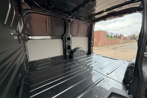 BV75OBX Volkswagen Transporter 2.0 TDI 150PS Commerce Plus Van Thumbnail #46