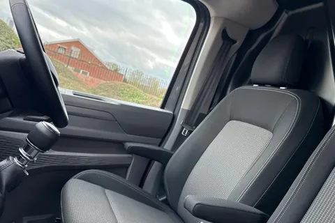 BV75OBX Volkswagen Transporter 2.0 TDI 150PS Commerce Plus Van Thumbnail #50