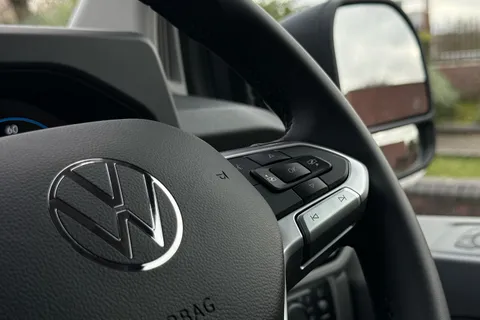 BV75OBX Volkswagen Transporter 2.0 TDI 150PS Commerce Plus Van Thumbnail #61