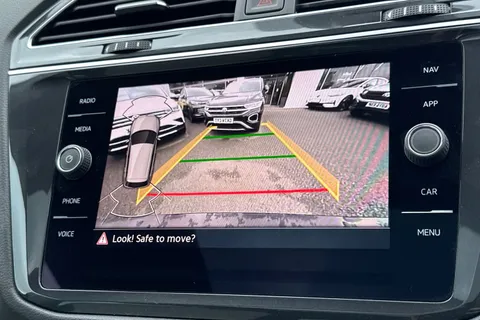 29 of 43 for VOLKSWAGEN TIGUAN ELEGANCE TSI PHEV