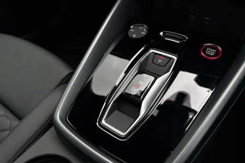 KS74VPY Audi RS 3 RS 3 Saloon Carbon Vorsprung   400 PS S tronic Thumbnail #24