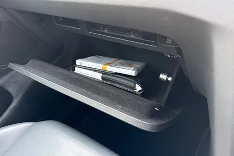 DM19BXO Volkswagen Arteon 2.0 TSI Elegance 5dr DSG Thumbnail #42