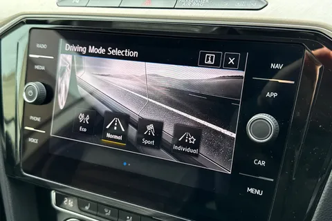 DM19BXO Volkswagen Arteon 2.0 TSI Elegance 5dr DSG Thumbnail #47