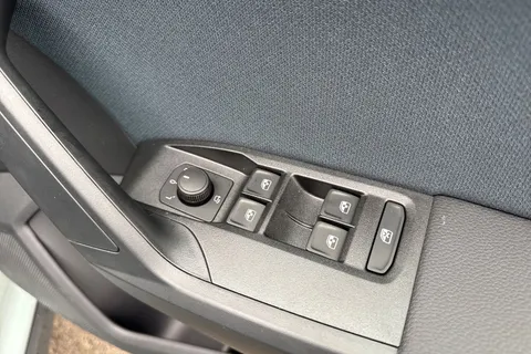 SEAT Arona 1.0 TSI SE Technology Euro 6 (s/s) 5dr Thumbnail #21