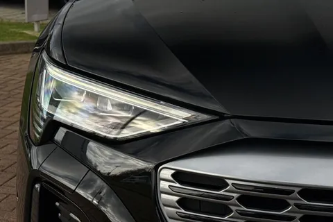 55 of 64 for Audi Q8 e-tron Sportback S line 55 e-tron quattro 300,00 kW