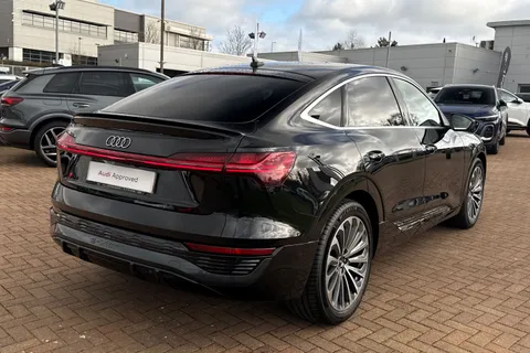 57 of 64 for Audi Q8 e-tron Sportback S line 55 e-tron quattro 300,00 kW