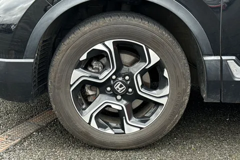 15 of 57 for HONDA CR-V 2.0 i-MMD Hybrid SE 5dr eCVT