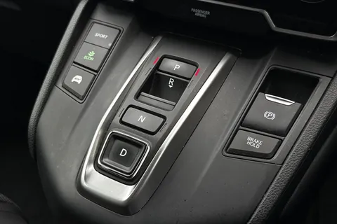 22 of 57 for HONDA CR-V 2.0 i-MMD Hybrid SE 5dr eCVT