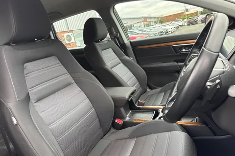 24 of 57 for HONDA CR-V 2.0 i-MMD Hybrid SE 5dr eCVT