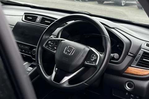 32 of 57 for HONDA CR-V 2.0 i-MMD Hybrid SE 5dr eCVT