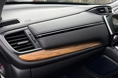 34 of 57 for HONDA CR-V 2.0 i-MMD Hybrid SE 5dr eCVT