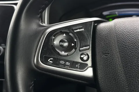 36 of 57 for HONDA CR-V 2.0 i-MMD Hybrid SE 5dr eCVT