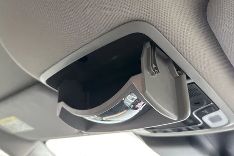 43 of 57 for HONDA CR-V 2.0 i-MMD Hybrid SE 5dr eCVT