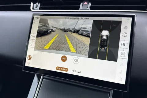 13 of 51 for Land Rover Range Rover Evoque 1.5 P300e Dynamic HSE 5dr