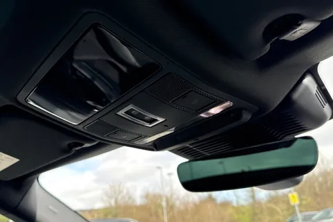 24 of 51 for Land Rover Range Rover Evoque 1.5 P300e Dynamic HSE 5dr