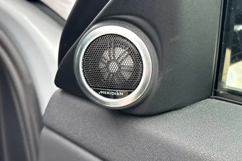 25 of 51 for Land Rover Range Rover Evoque 1.5 P300e Dynamic HSE 5dr