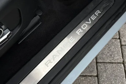 33 of 51 for Land Rover Range Rover Evoque 1.5 P300e Dynamic HSE 5dr