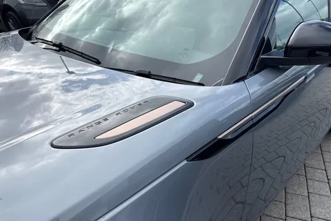 KT73HYW Land Rover Range Rover Velar 2.0 D200 Dynamic SE 5dr Thumbnail #22