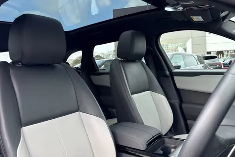 KT73HYW Land Rover Range Rover Velar 2.0 D200 Dynamic SE 5dr Thumbnail #23