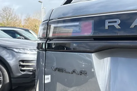 KT73HYW Land Rover Range Rover Velar 2.0 D200 Dynamic SE 5dr Thumbnail #28