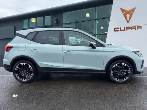  SEAT Arona 1.0 TSI FR Sport DSG Euro 6 (s/s) 5dr Thumbnail #4