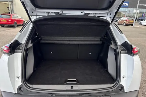 KW25YNU PEUGEOT 2008 1.2 HYBRID GT e-DSC6 Euro 6 (s/s) 5dr Thumbnail #7