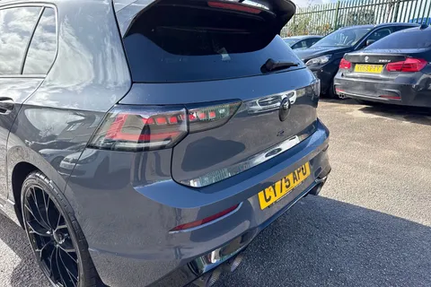 CY75APO Volkswagen Golf 2.0 TSI 333 R Black Edition 4M DSG ⭐Leather, Sunroof, DCC, 'Akrapovic' exha Thumbnail #8