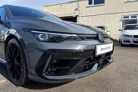 CY75APO Volkswagen Golf 2.0 TSI 333 R Black Edition 4M DSG ⭐Leather, Sunroof, DCC, 'Akrapovic' exha Thumbnail #9