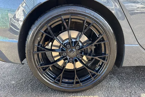 CY75APO Volkswagen Golf 2.0 TSI 333 R Black Edition 4M DSG ⭐Leather, Sunroof, DCC, 'Akrapovic' exha Thumbnail #13