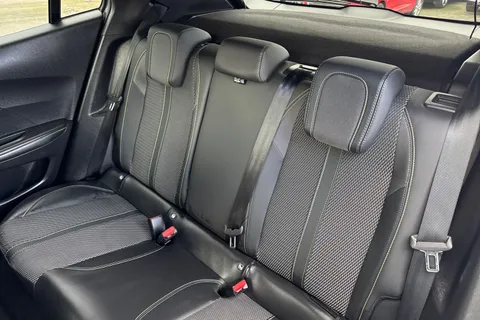 KW25YNU PEUGEOT 2008 1.2 HYBRID GT e-DSC6 Euro 6 (s/s) 5dr Thumbnail #19