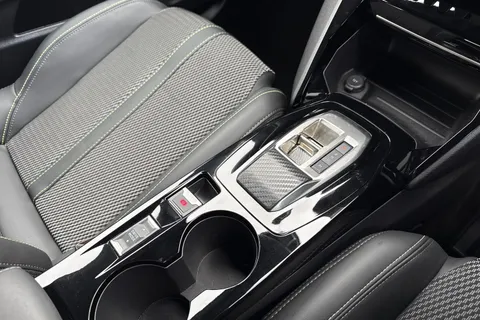 KW25YNU PEUGEOT 2008 1.2 HYBRID GT e-DSC6 Euro 6 (s/s) 5dr Thumbnail #23