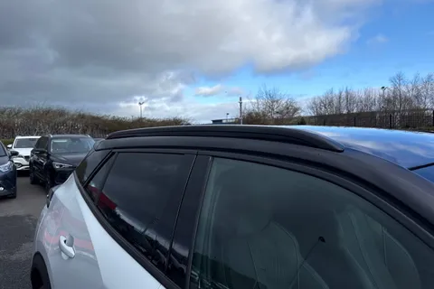 KW25YNU PEUGEOT 2008 1.2 HYBRID GT e-DSC6 Euro 6 (s/s) 5dr Thumbnail #29