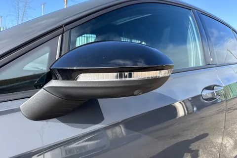 CY75APO Volkswagen Golf 2.0 TSI 333 R Black Edition 4M DSG ⭐Leather, Sunroof, DCC, 'Akrapovic' exha Thumbnail #32