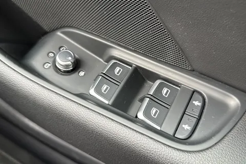 YD16YEU Audi A3 1.6 TDI 110 S Line 5dr S Tronic [Nav] Thumbnail #41