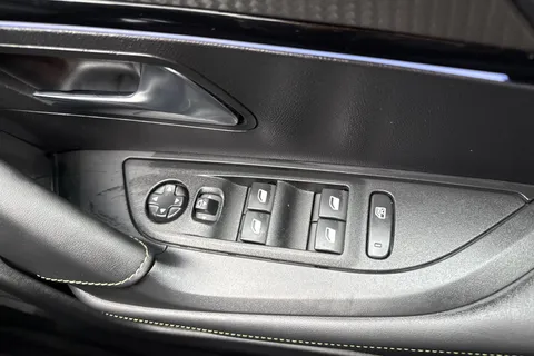 KW25YNU PEUGEOT 2008 1.2 HYBRID GT e-DSC6 Euro 6 (s/s) 5dr Thumbnail #42