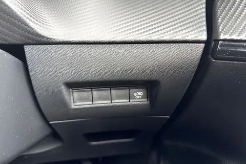 KW25YNU PEUGEOT 2008 1.2 HYBRID GT e-DSC6 Euro 6 (s/s) 5dr Thumbnail #43