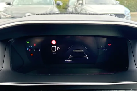 KW25YNU PEUGEOT 2008 1.2 HYBRID GT e-DSC6 Euro 6 (s/s) 5dr Thumbnail #44