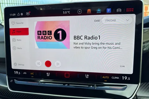 CY75APO Volkswagen Golf 2.0 TSI 333 R Black Edition 4M DSG ⭐Leather, Sunroof, DCC, 'Akrapovic' exha Thumbnail #54