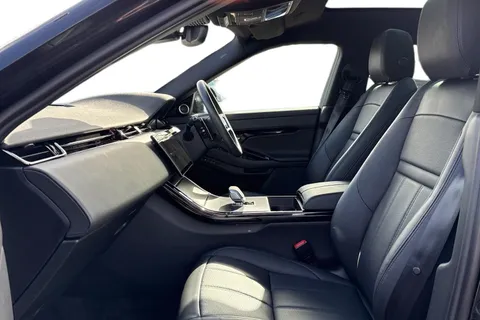 KP74VRX Land Rover Range Rover Evoque 2.0 D200 Dynamic HSE 5dr Thumbnail #4