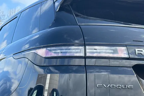 KP74VRX Land Rover Range Rover Evoque 2.0 D200 Dynamic HSE 5dr Thumbnail #21