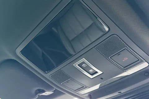 KP74VRX Land Rover Range Rover Evoque 2.0 D200 Dynamic HSE 5dr Thumbnail #25