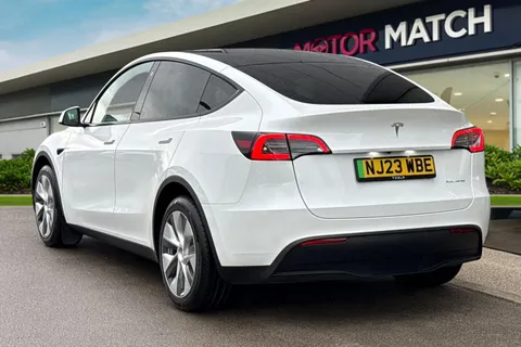 NJ23WBE Tesla Model Y (Dual Motor) Long Range Auto 4WDE 5dr Thumbnail #3